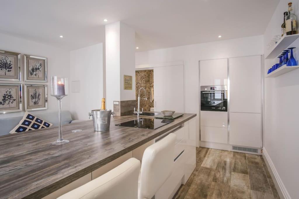 Summer Breeze Apartment, In The Historic Centre Of Lagos Eksteriør bilde